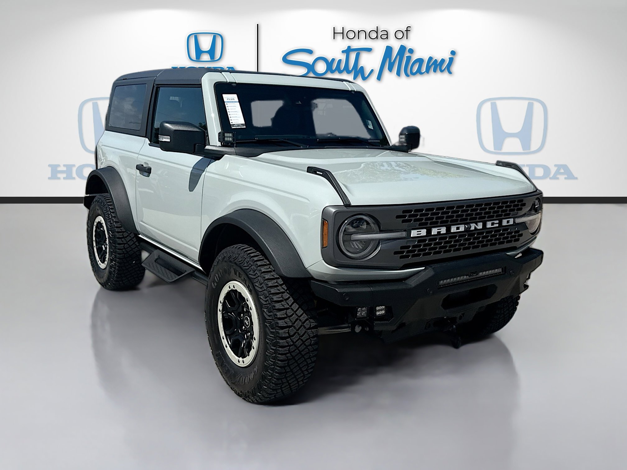 Used 2023 Ford Bronco Badlands w/ Sasquatch Package image 1