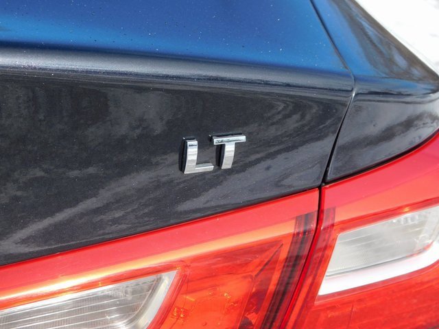 Used 2023 Chevrolet Malibu LT image 35