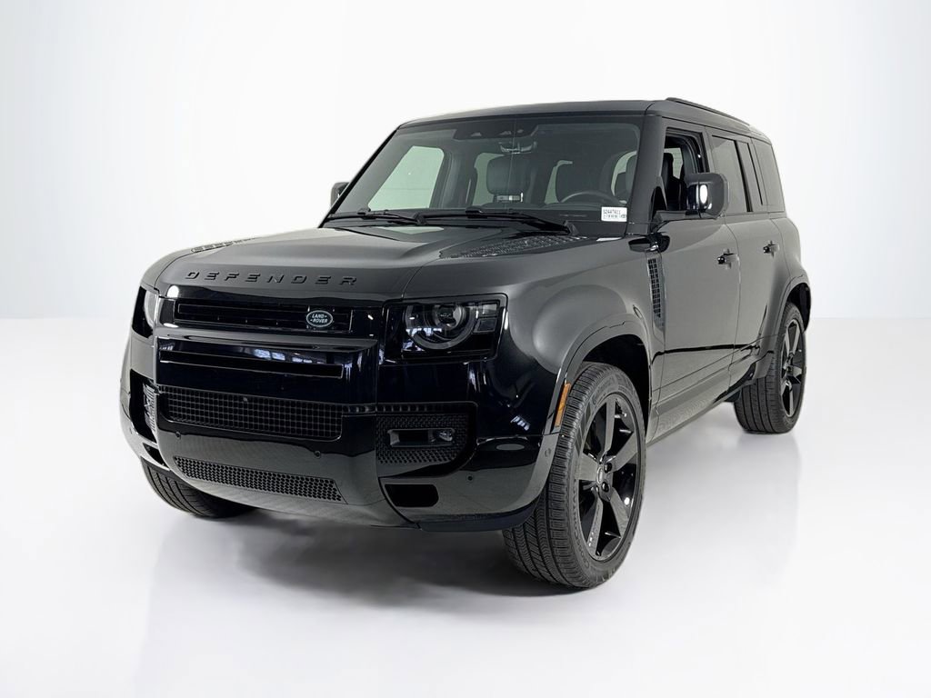 Used 2025 Land Rover Defender 110 X-Dynamic SE image 1
