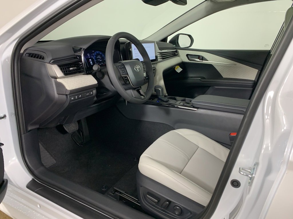 New 2026 Toyota Camry XLE image 29