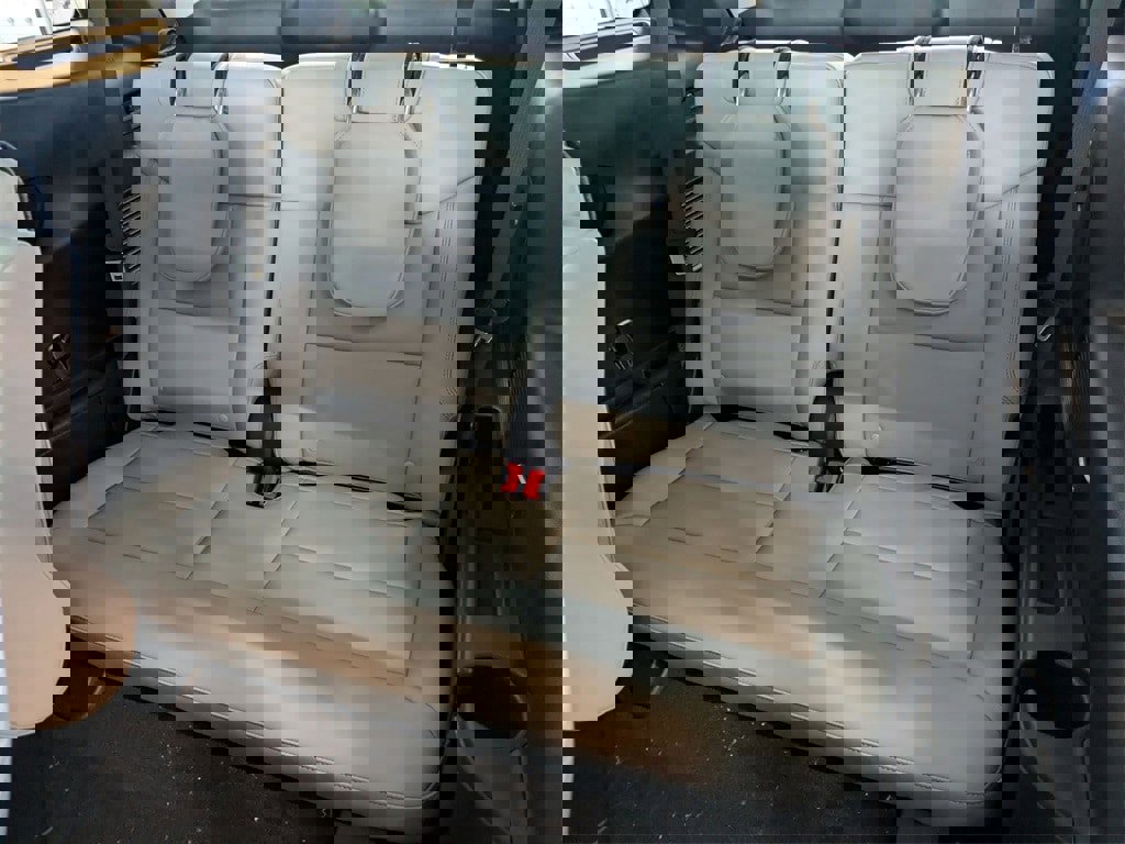 New 2026 Ford Explorer Active w/ Active Comfort Package image 18