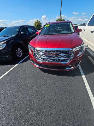 Used 2023 GMC Terrain Denali AWD/4WD image 1