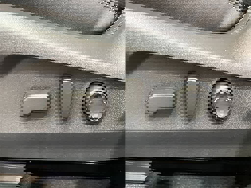 New 2025 Subaru Outback Limited image 13