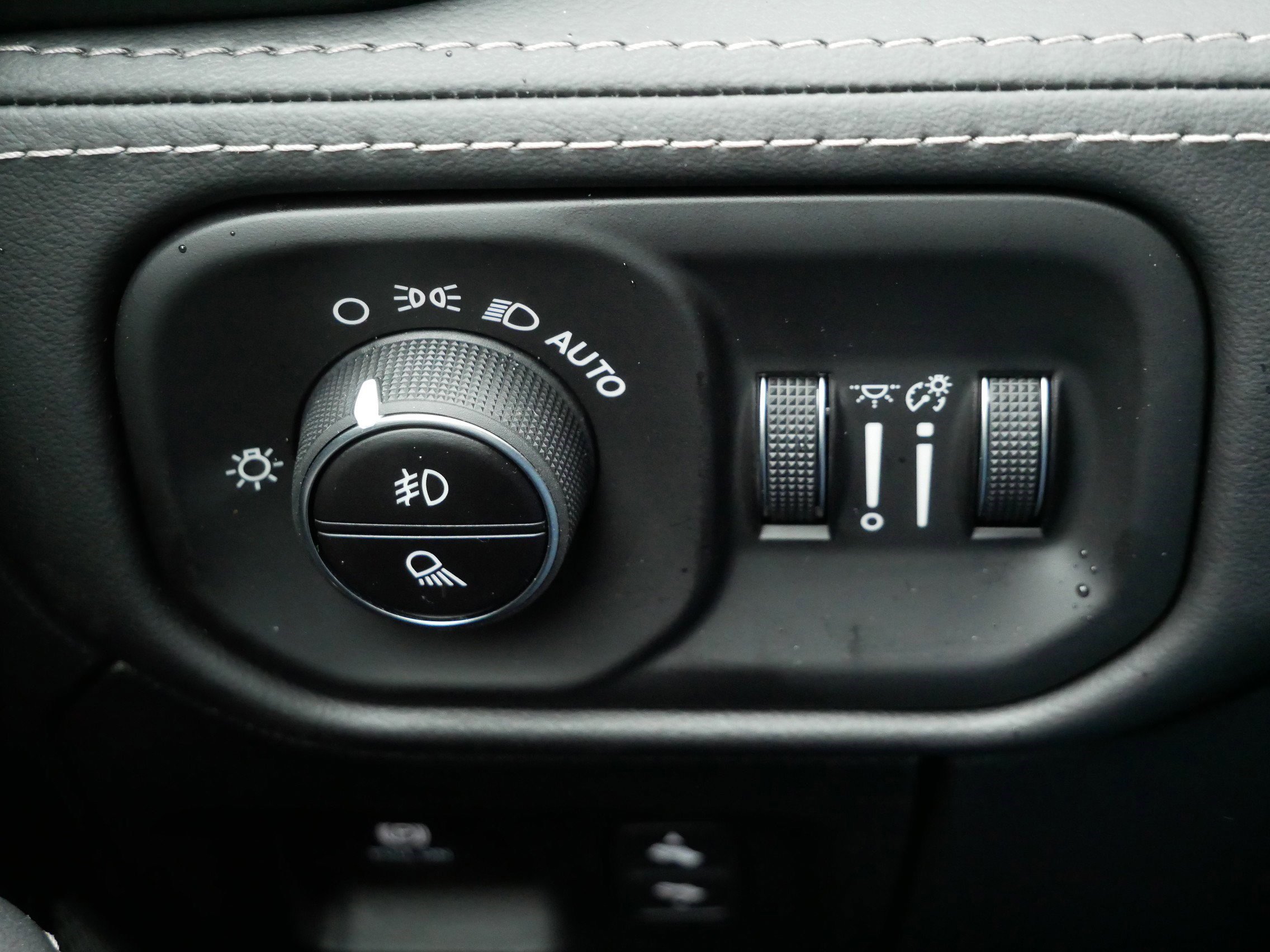 New 2026 RAM 1500 RHO w/ RHO Level 1 Equipment Group image 14