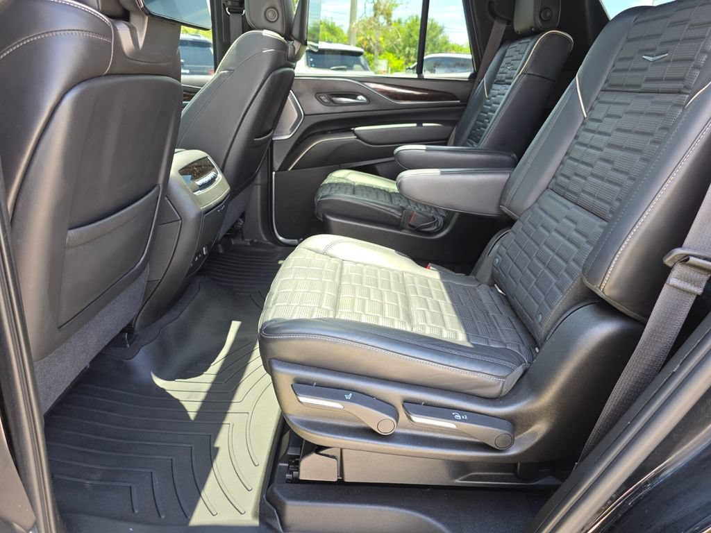 Used 2021 Cadillac Escalade Sport Platinum RWD image 25