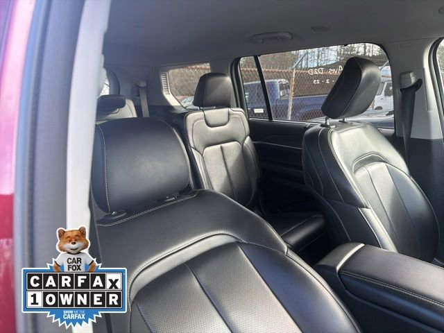 Used 2023 Jeep Grand Cherokee L Limited w/ Luxury Tech Group II image 13