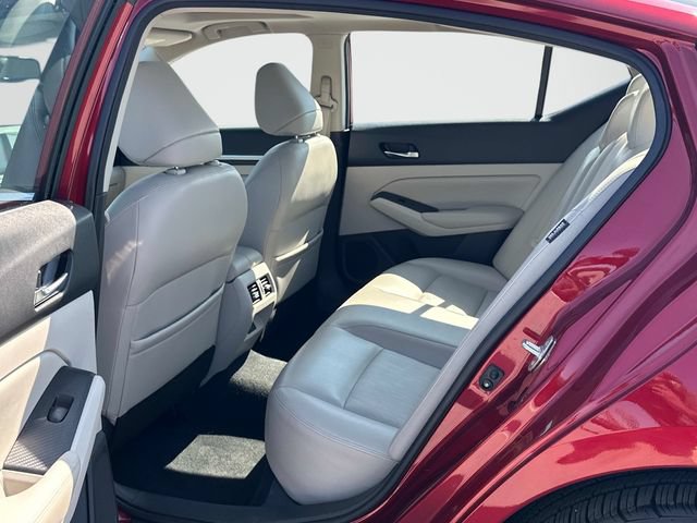 Used 2019 Nissan Altima 2.5 Platinum AWD/4WD image 17