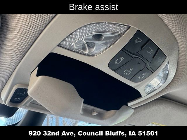 Used 2021 Chrysler Pacifica Limited AWD/4WD image 29