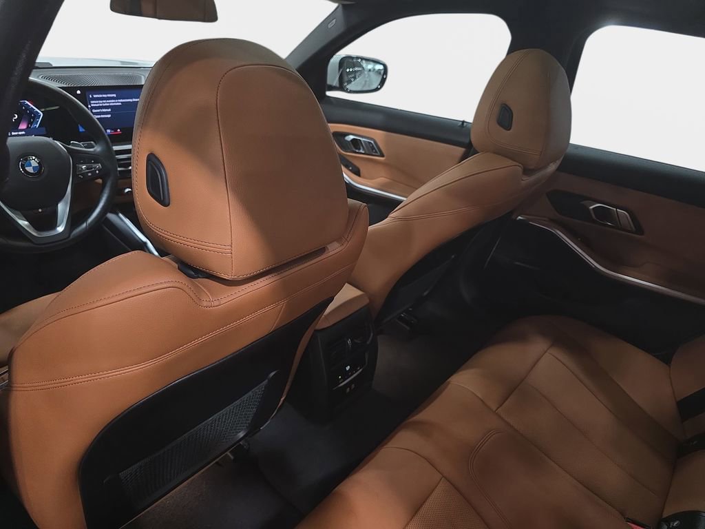 Used 2023 BMW 330i xDrive Sedan w/ Premium Package image 11