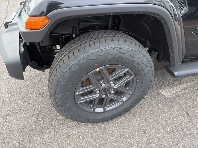 New 2026 Jeep Gladiator Sport image 7