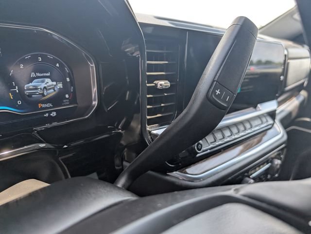 Used 2024 Chevrolet Silverado 1500 LT AWD/4WD image 22