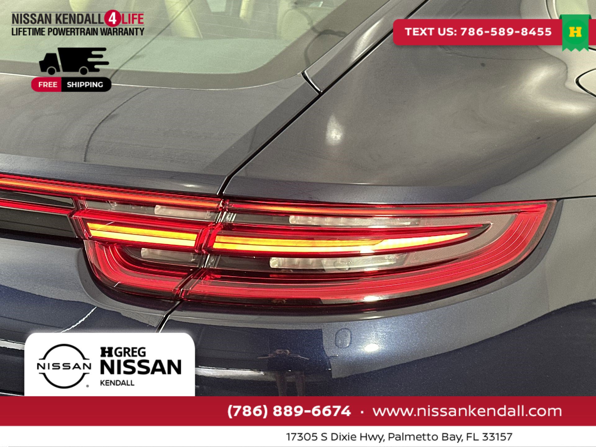 Used 2018 Porsche Panamera 4 image 30