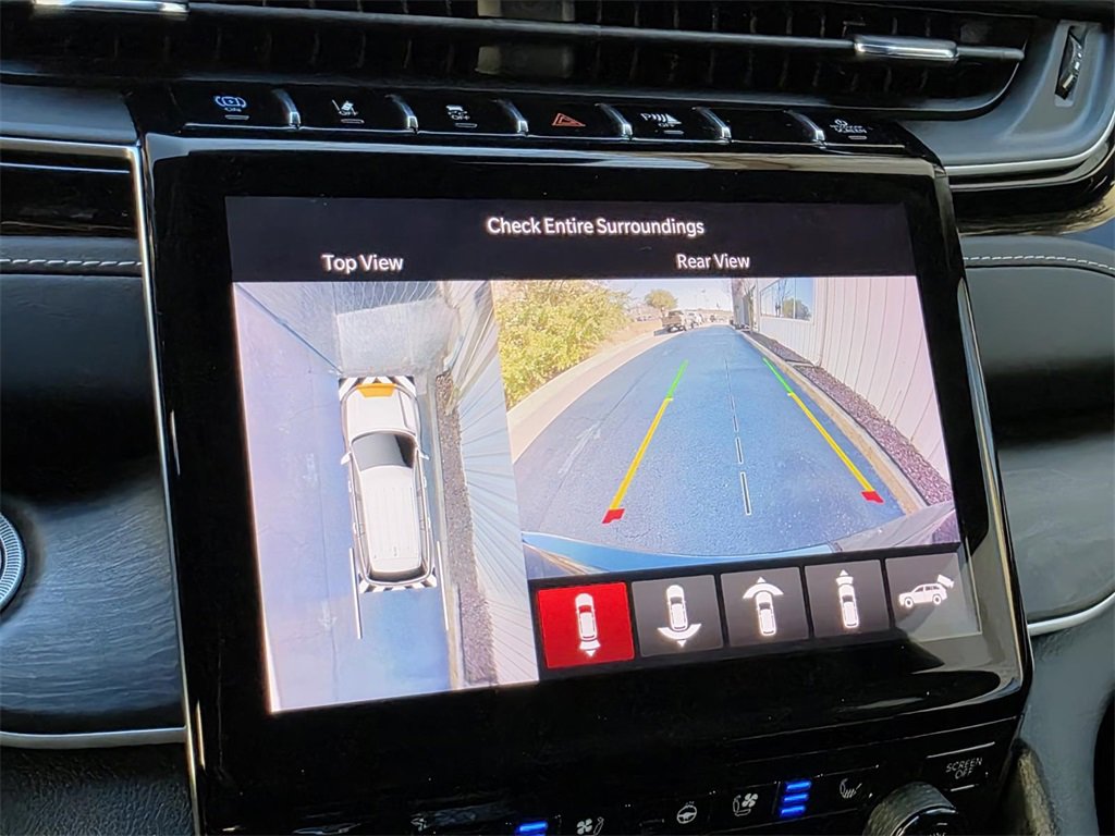 Used 2023 Jeep Grand Cherokee 4WD 4xe w/ Luxury Tech Group II image 19