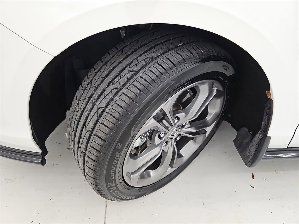 Certified 2023 Honda Accord EX-L image 37