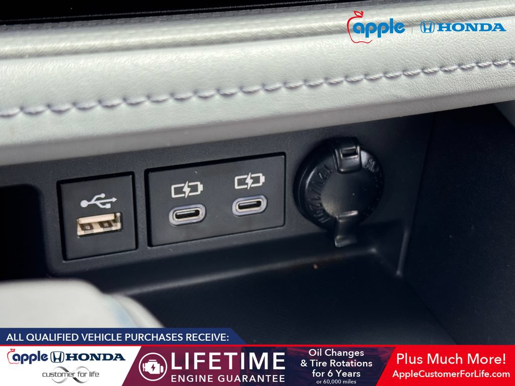 Used 2023 Toyota Highlander Limited AWD/4WD image 30