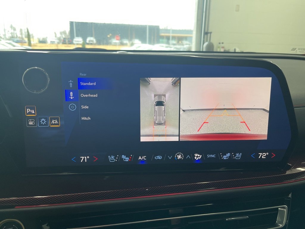 Used 2024 Chevrolet Traverse RS w/ LPO, Floor Liner Package image 23