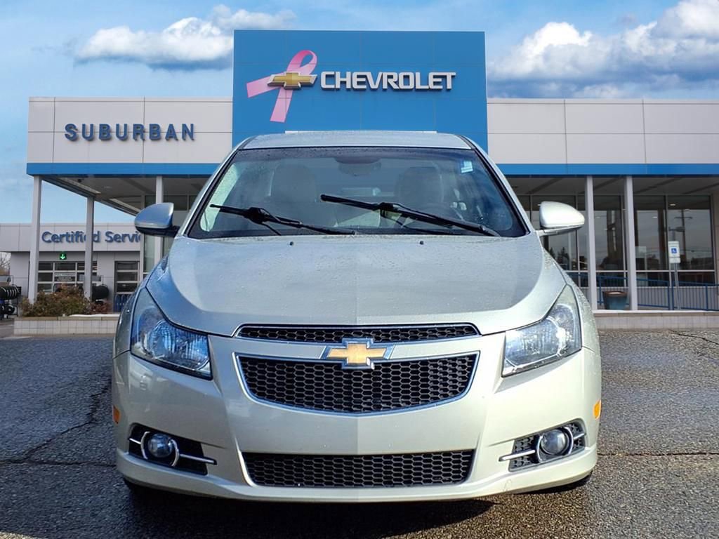 Used 2013 Chevrolet Cruze LT w/ RS Package image 2