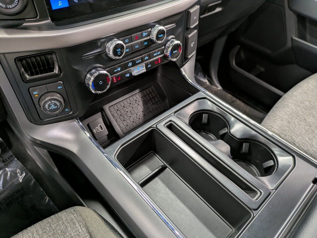 Used 2025 Ford F150 XLT w/ Equipment Group 302A MID image 15