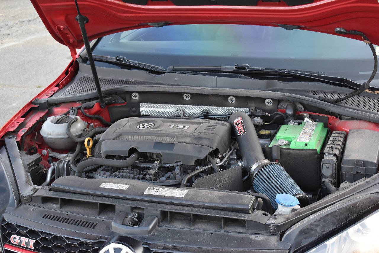 Used 2017 Volkswagen GTI S image 31