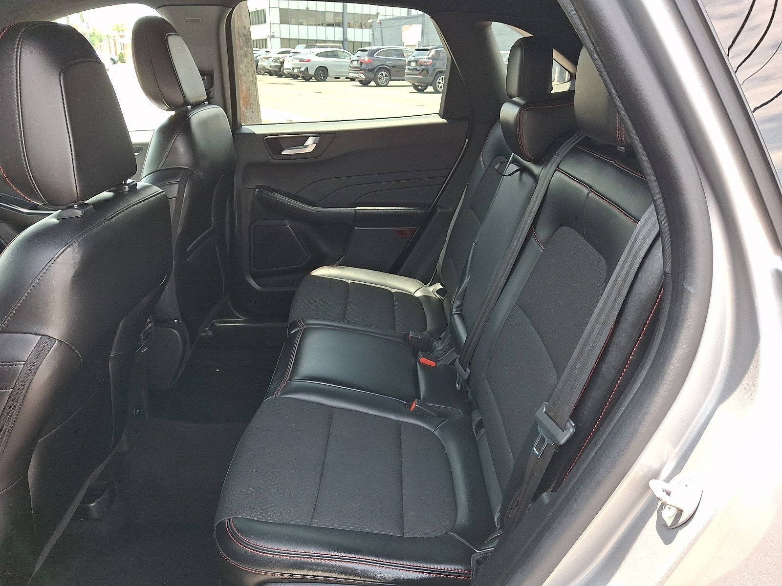 Used 2024 Ford Escape ST-Line AWD/4WD image 10