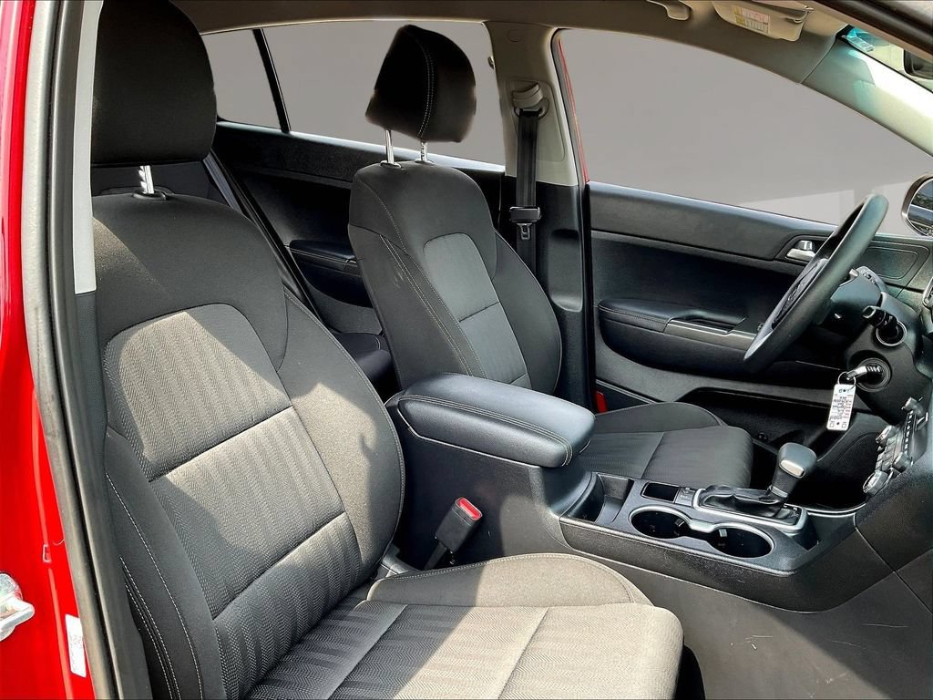 Used 2021 Kia Sportage LX AWD/4WD image 28