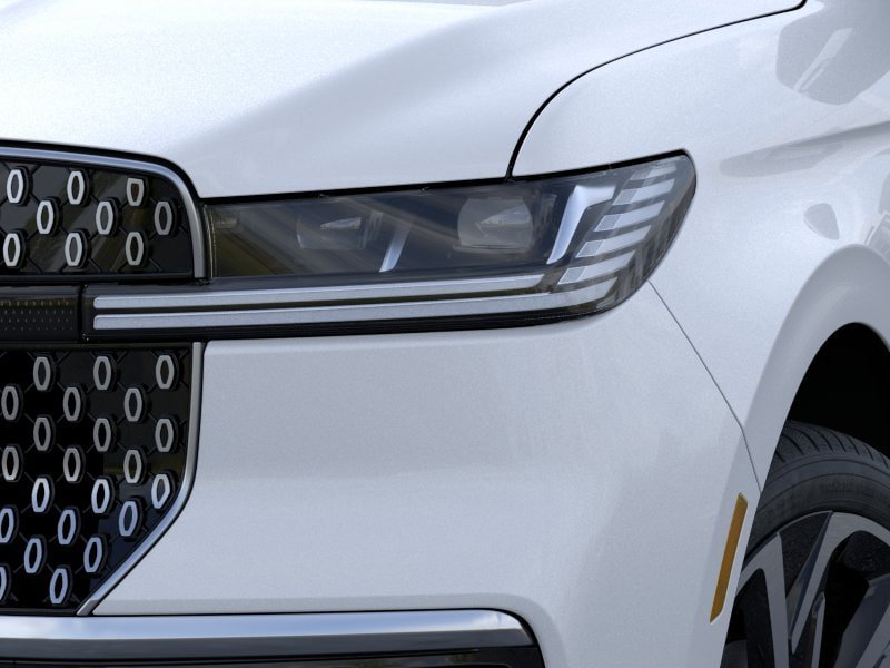 New 2026 Lincoln Navigator L Reserve AWD/4WD image 18