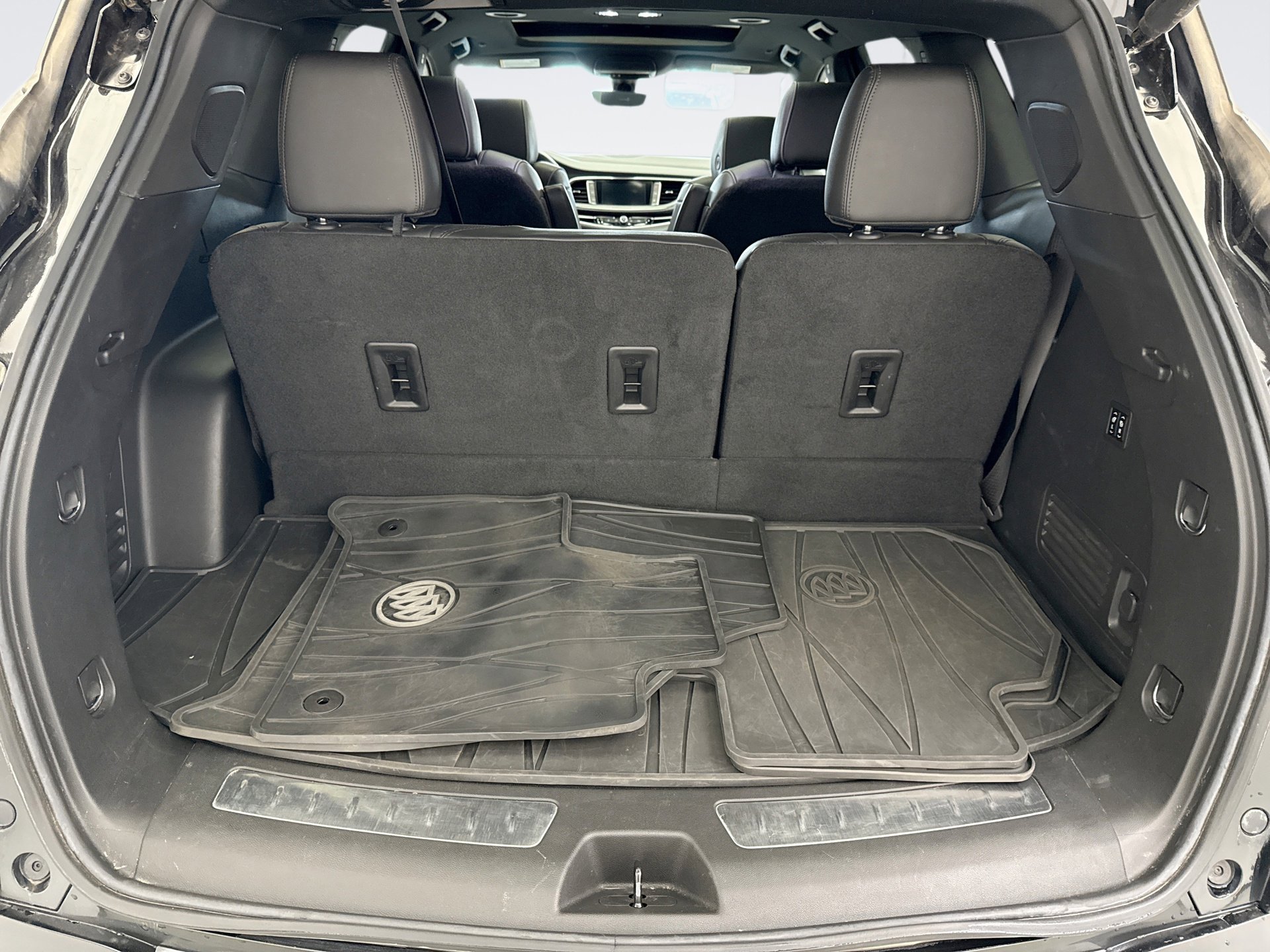 Used 2024 Buick Enclave Avenir w/ Trailering Package, 5000 lbs. image 24