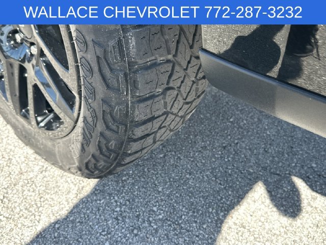 Used 2023 Chevrolet Silverado 1500 LT Trail Boss w/ Protection Package AWD/4WD image 11
