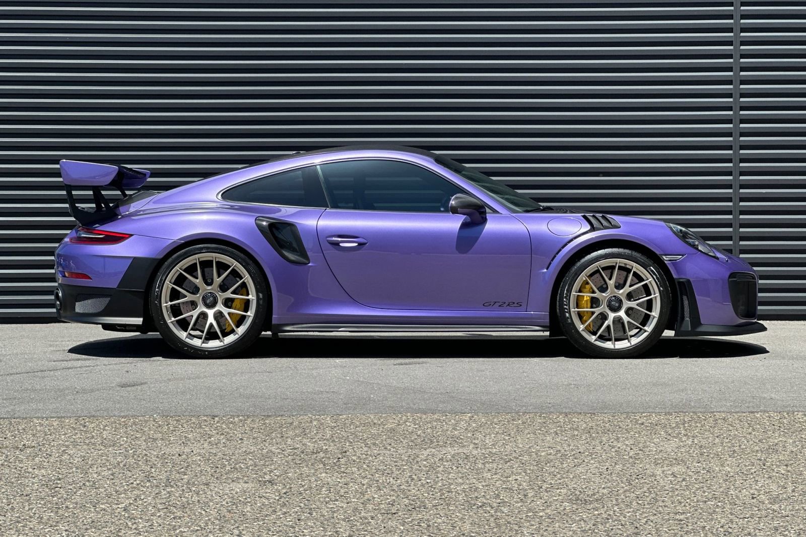 Certified 2018 Porsche 911 GT2 RS RWD image 9