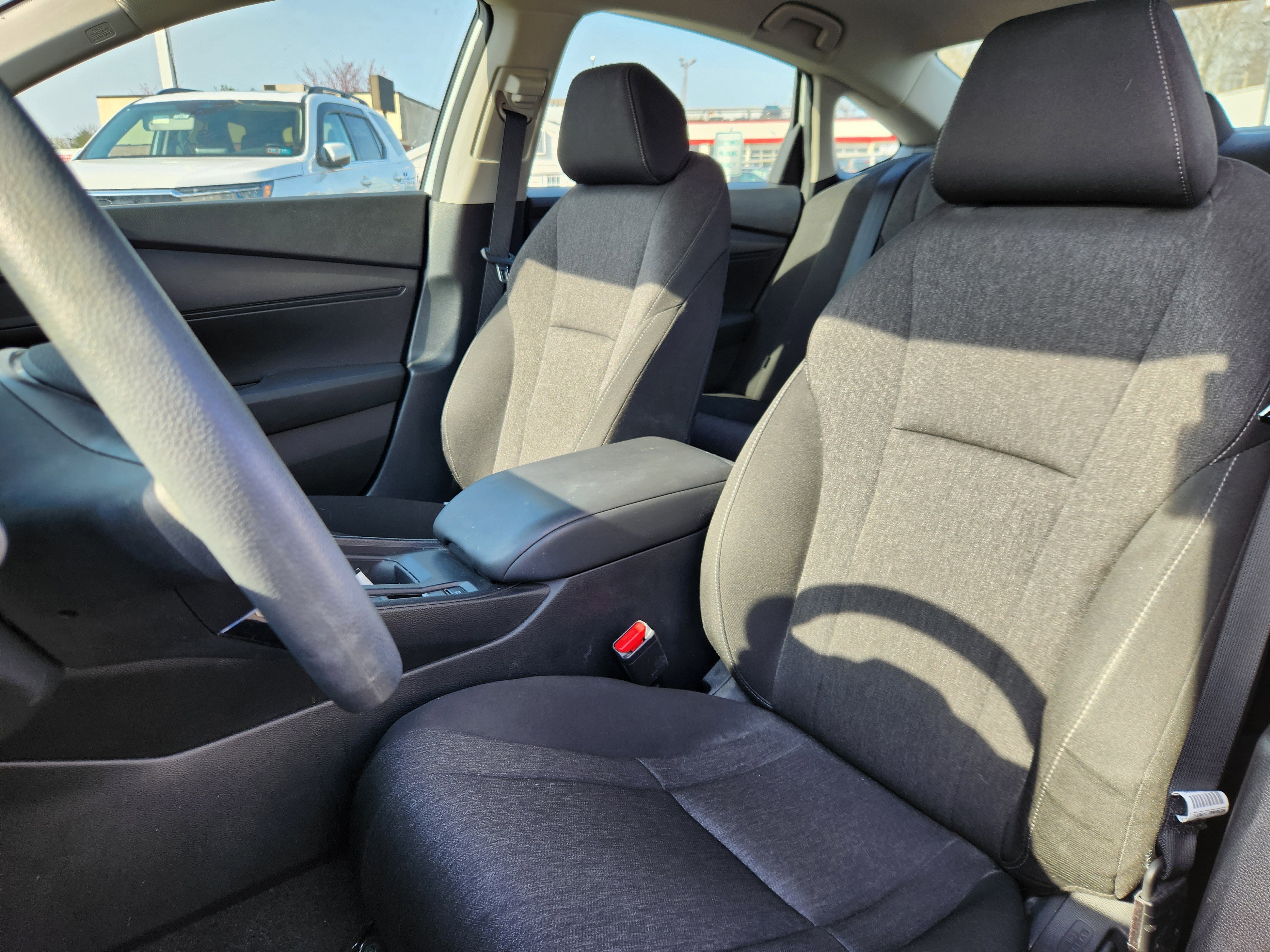 Certified 2023 Honda Accord LX image 7