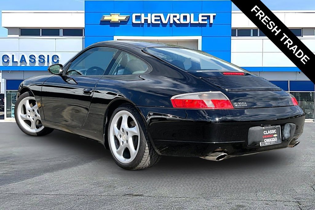 Used 2001 Porsche 911 Carrera RWD image 3