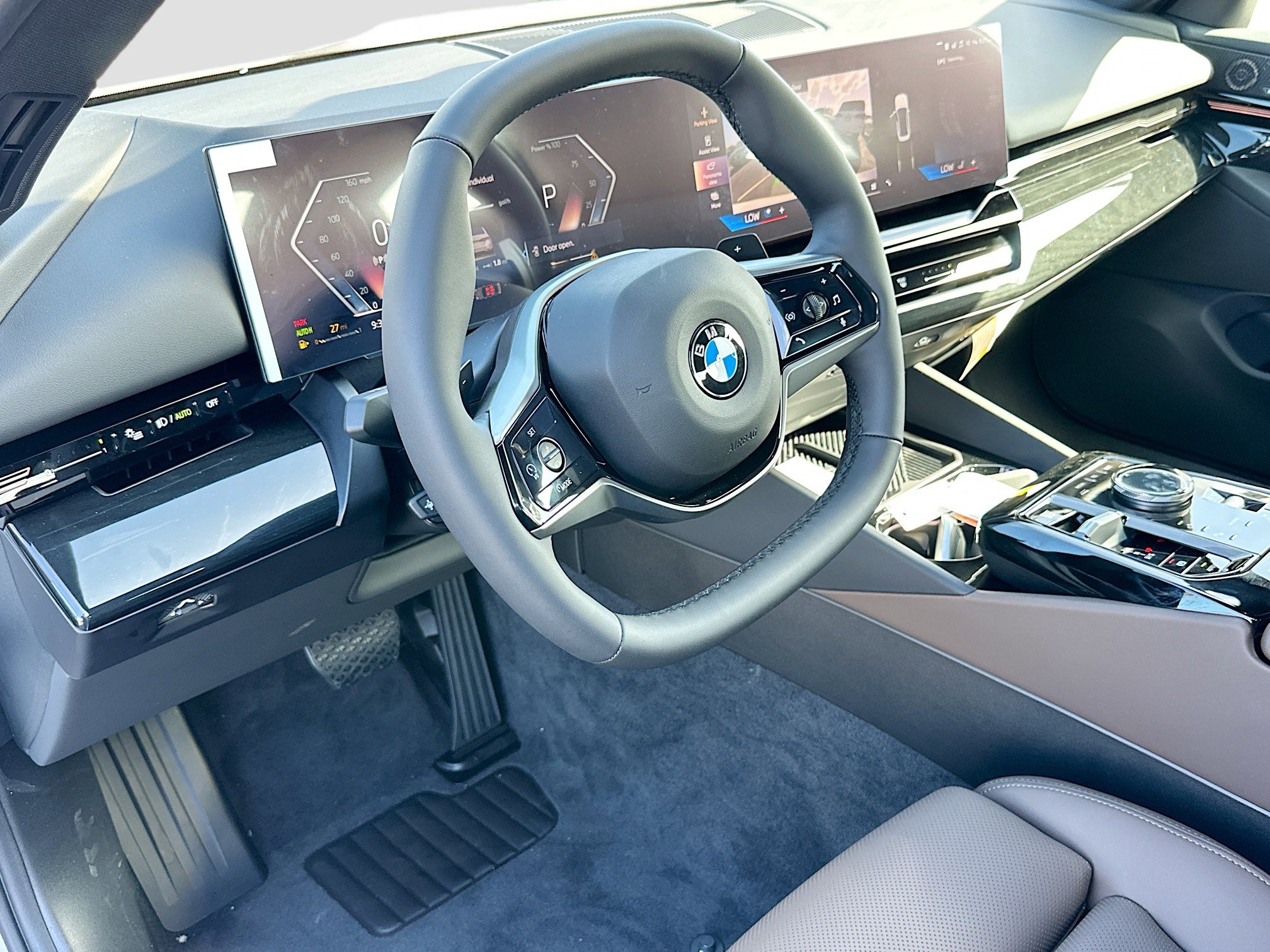 New 2026 BMW 530i RWD image 7