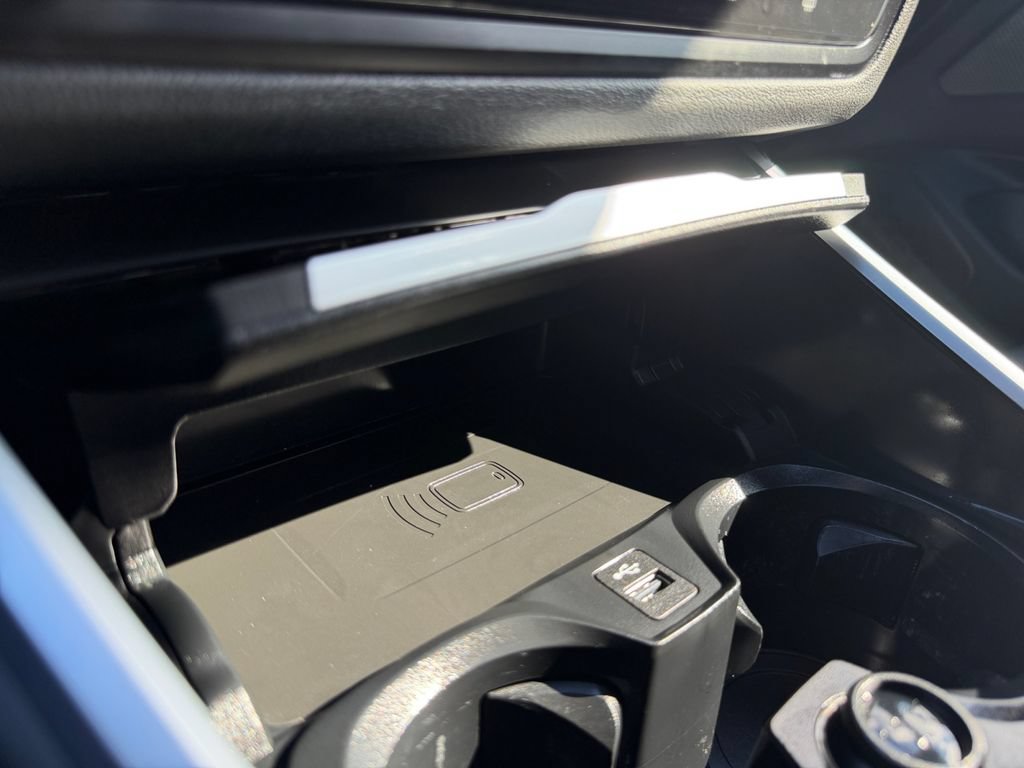 Used 2022 BMW i4 eDrive40 w/ Premium Package RWD image 20
