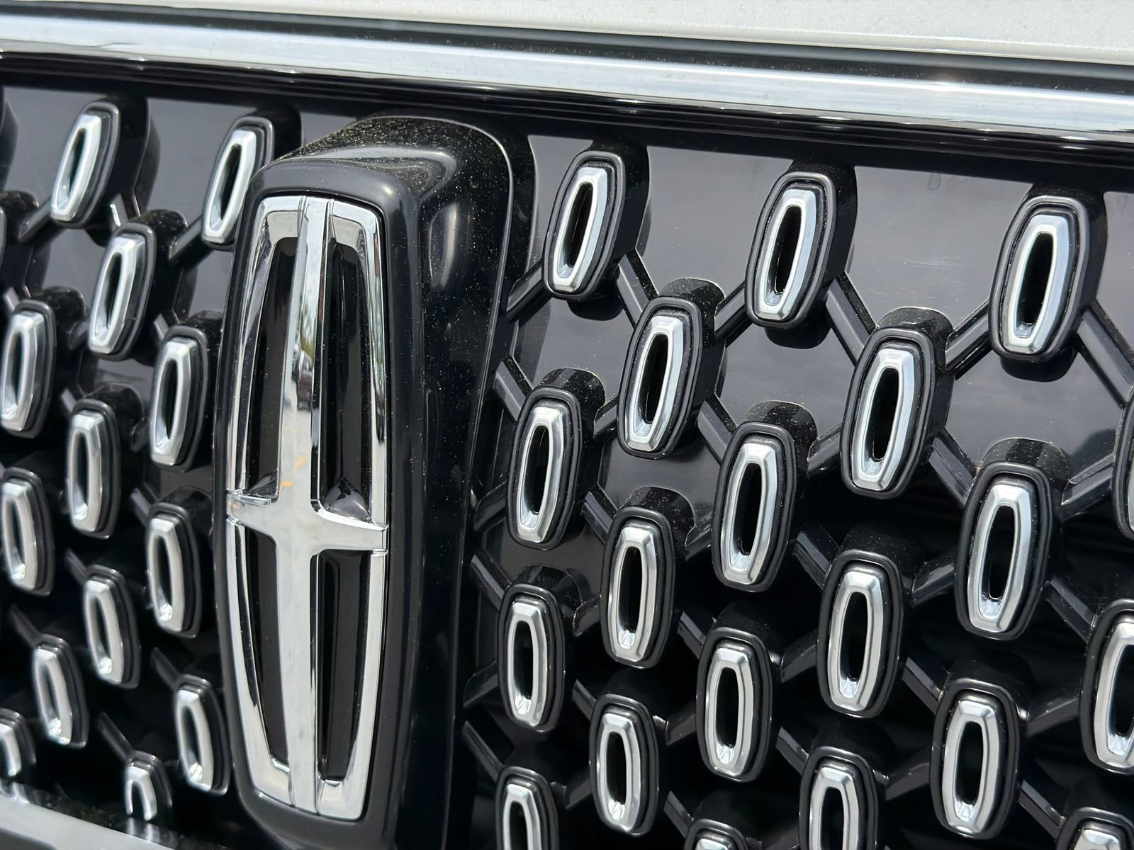 New 2026 Lincoln Aviator Reserve AWD/4WD image 15