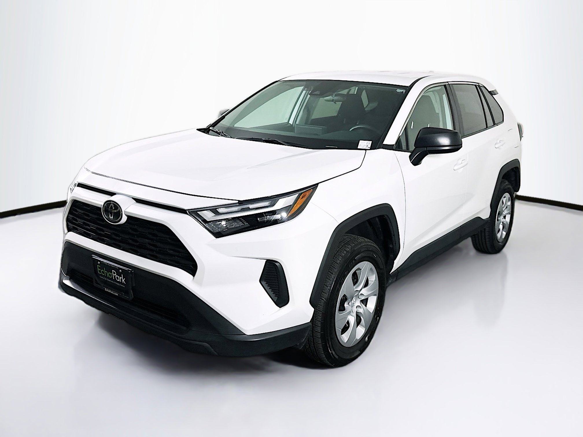 Used 2024 Toyota RAV4 LE image 3