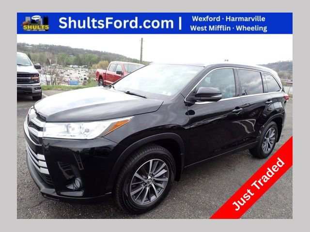 Used 2019 Toyota Highlander XLE AWD/4WD image 1