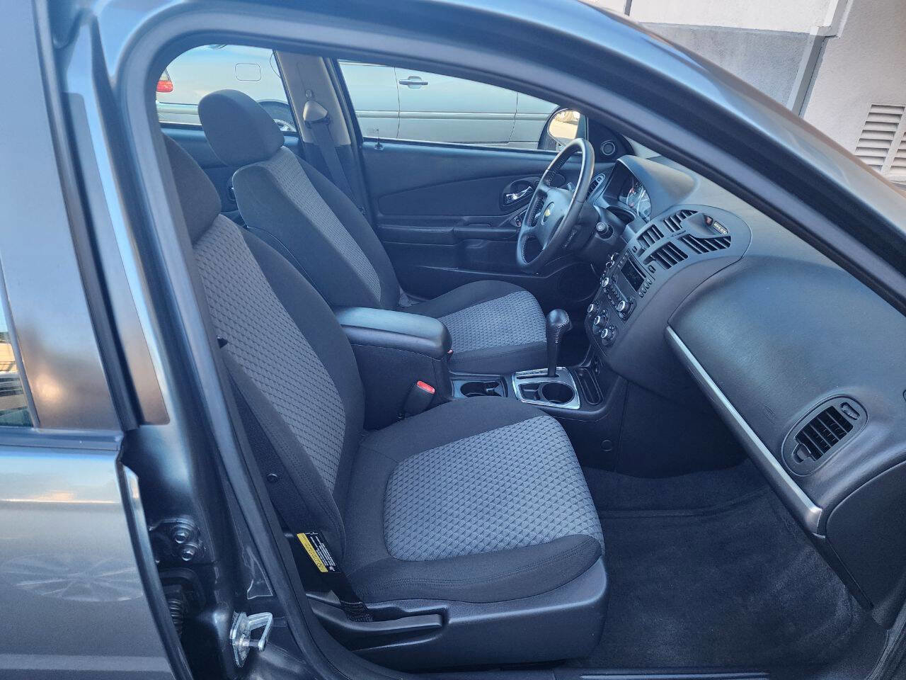 Used 2006 Chevrolet Malibu LT image 13