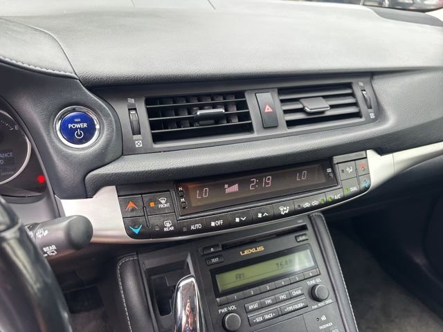 Used 2011 Lexus CT 200h Premium FWD image 14
