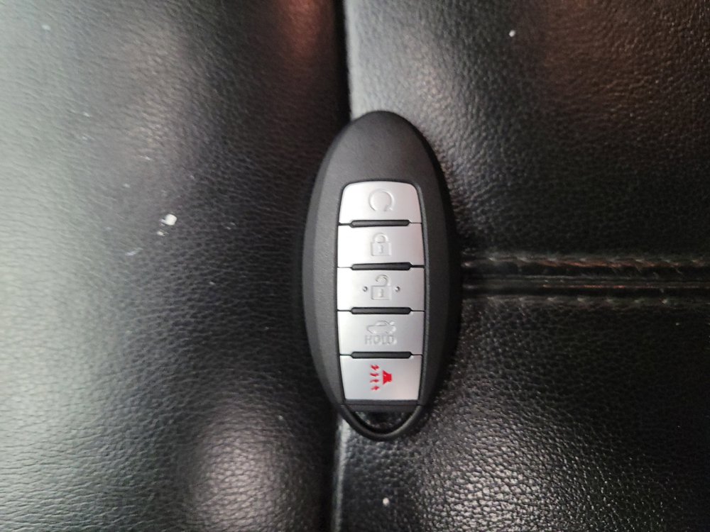 Used 2019 Nissan Pathfinder SL w/ Cargo Package FWD image 32