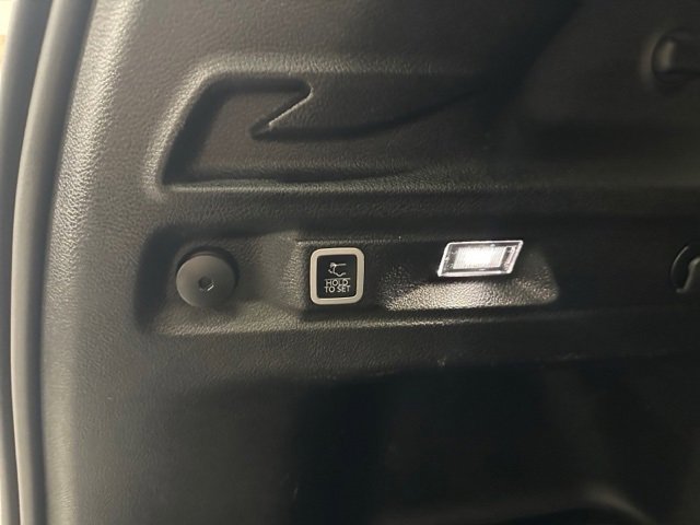 Used 2023 Jeep Grand Cherokee L Laredo w/ Luxury Tech Group I image 20