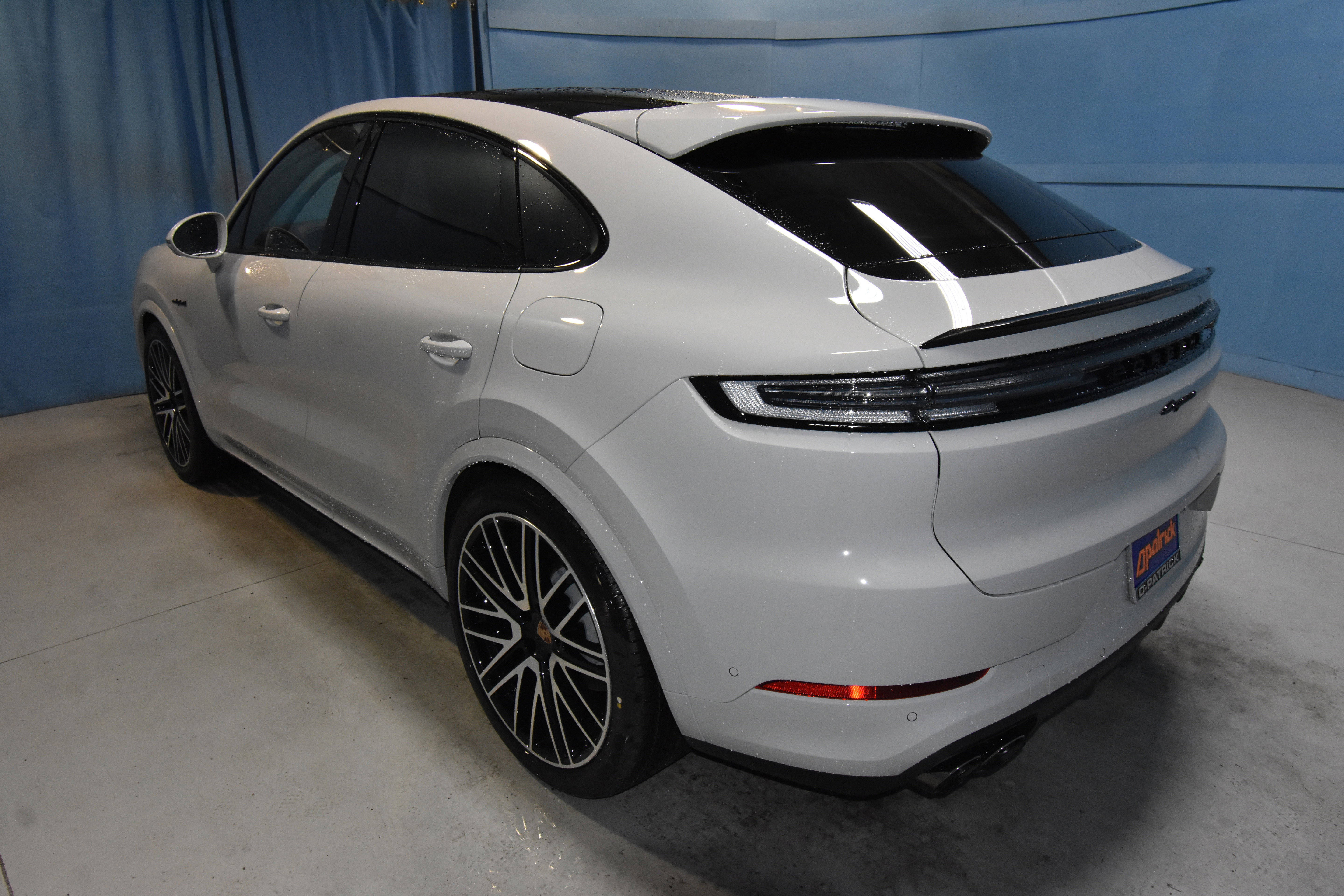 New 2026 Porsche Cayenne E-Hybrid image 3