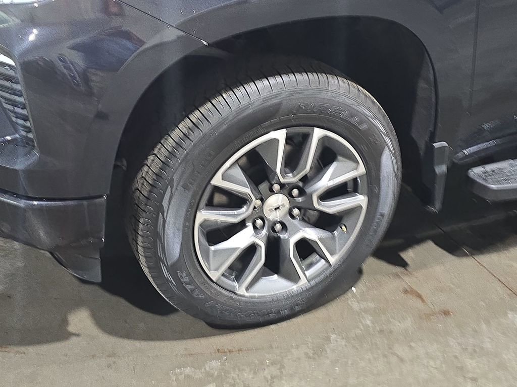 Used 2024 Chevrolet Silverado 1500 RST w/ Z71 Off-Road Package image 15