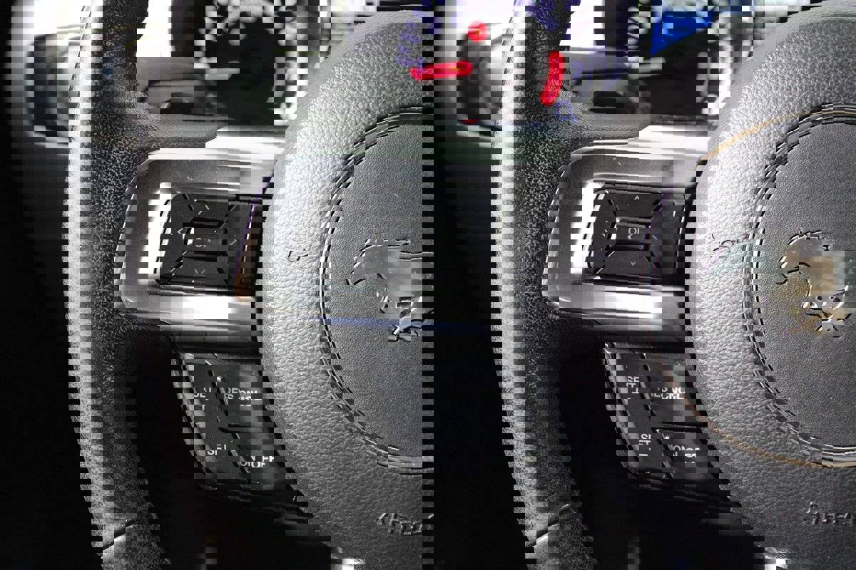 Used 2017 Ford Mustang Premium image 15