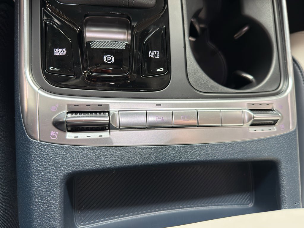 New 2026 Kia Carnival SX w/ SX Dark Edition Package image 14