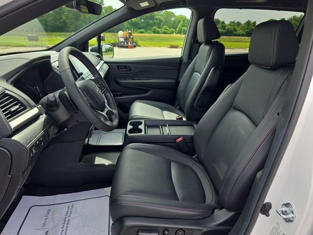 Certified 2024 Honda Odyssey Sport image 18