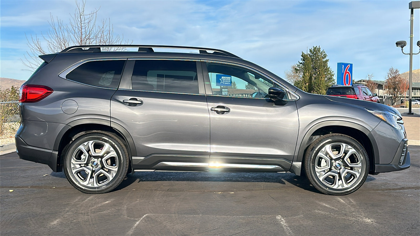 New 2026 Subaru Ascent Limited AWD/4WD image 2