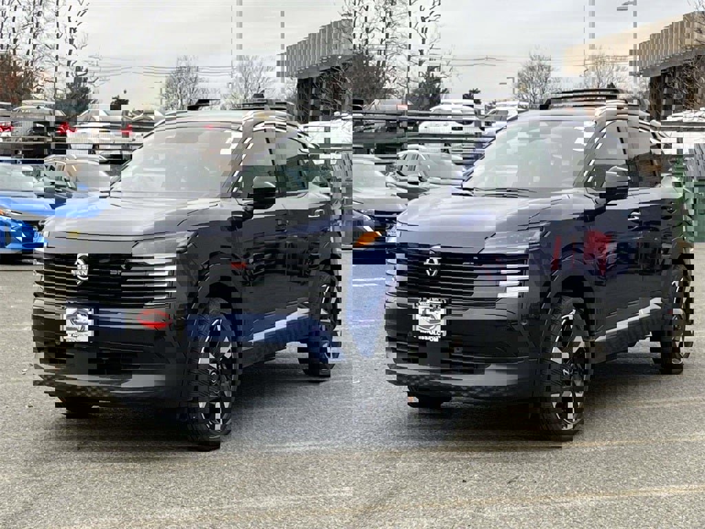 New 2026 Nissan Kicks SR w/ Cold Weather Package image 2