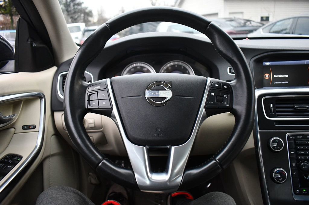 Used 2013 Volvo S60 T5 image 20