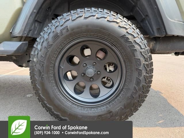 Used 2020 Jeep Gladiator Sport w/ Quick Order Package 24S AWD/4WD image 9