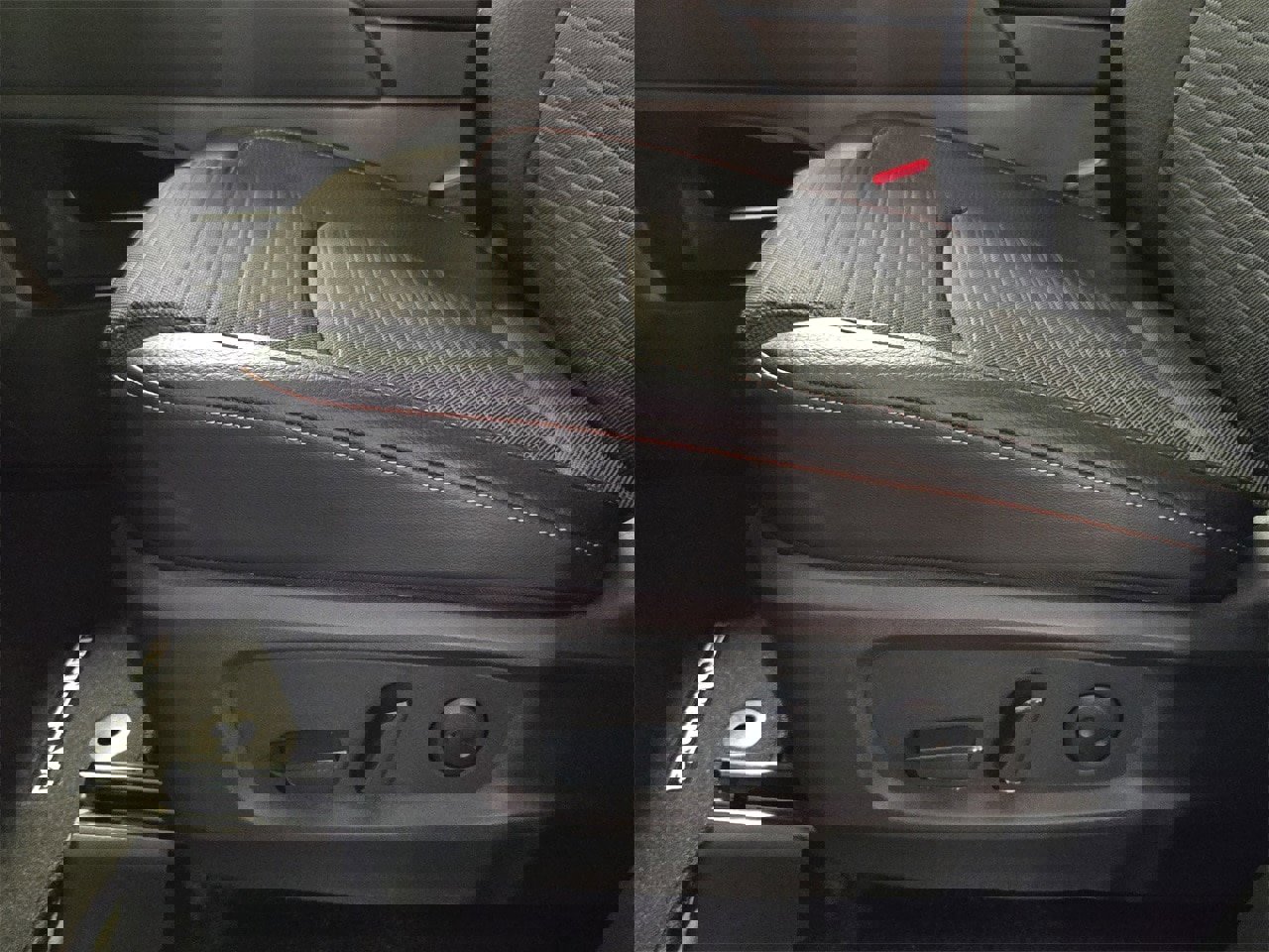 New 2025 Nissan Pathfinder Rock Creek image 29